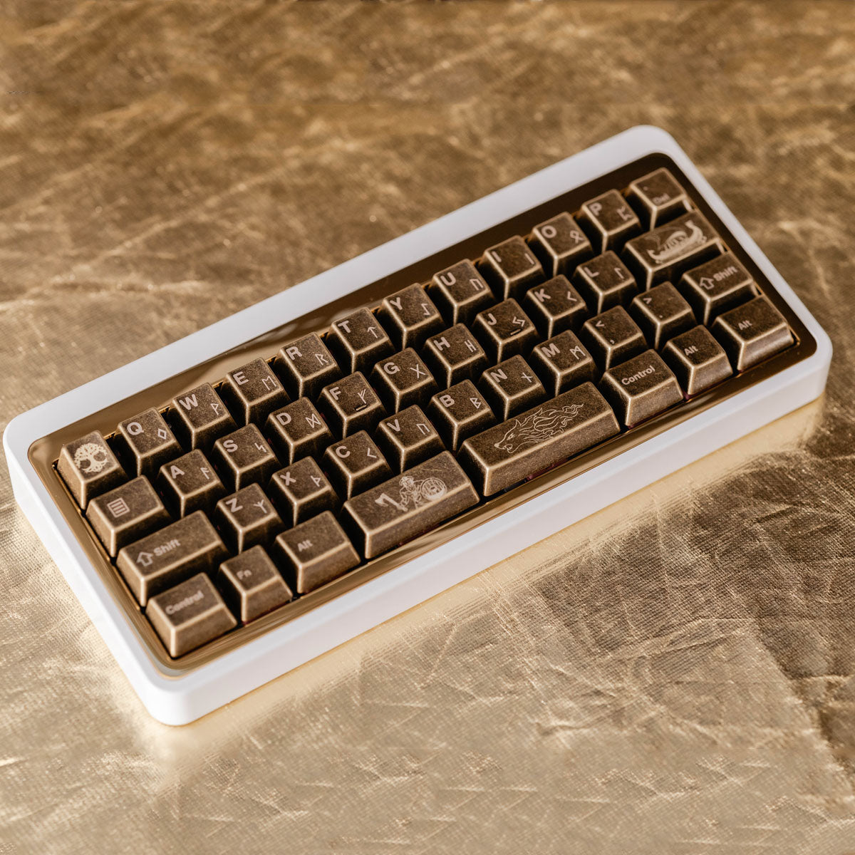 [GB] Awekeys Viking Antiques Full Metal Keycaps Set
