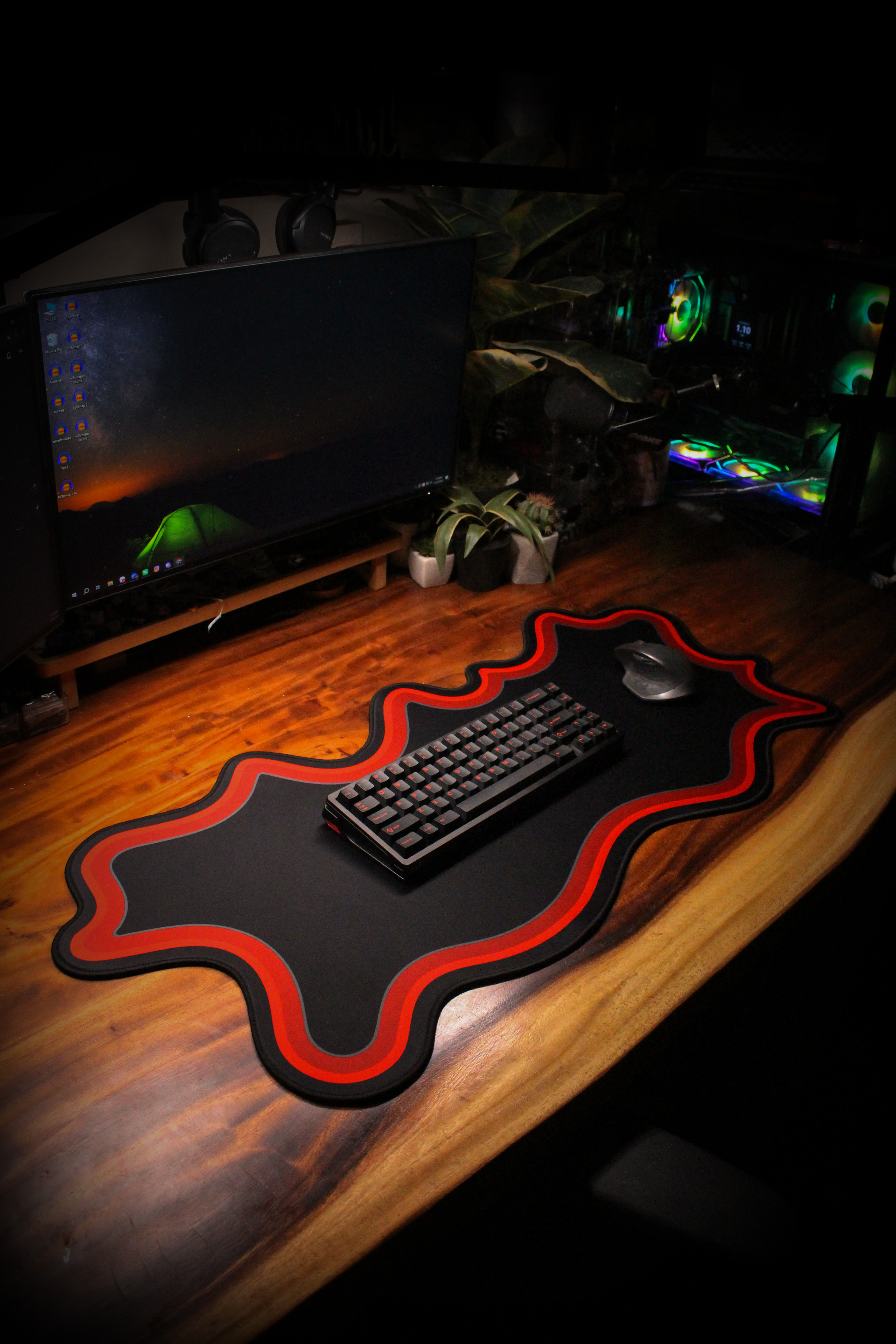 [GB] Substance Deskmat by Nuxros