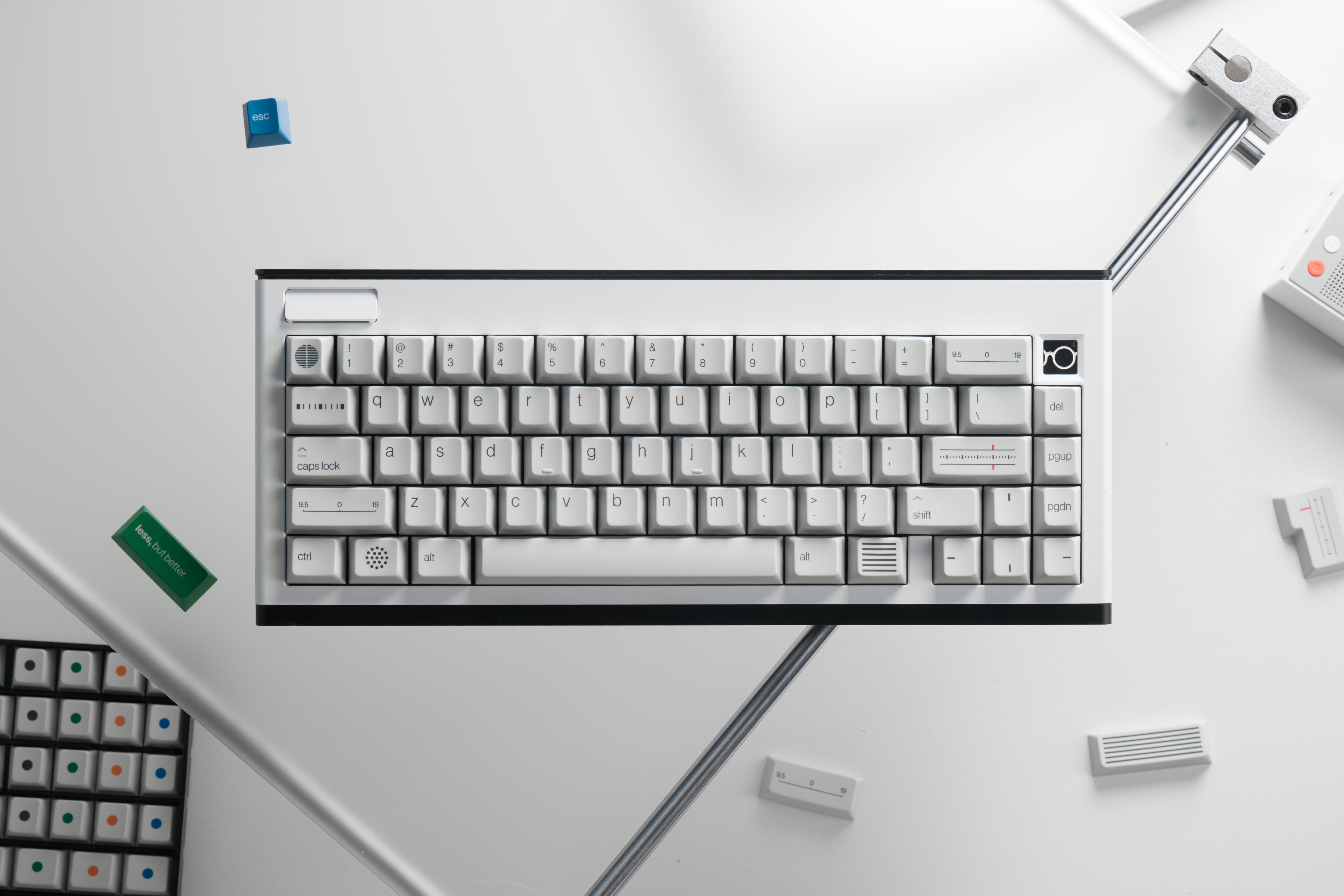 [GB] คีย์แคป PBTfans x Openkey Design Less, but better Dark