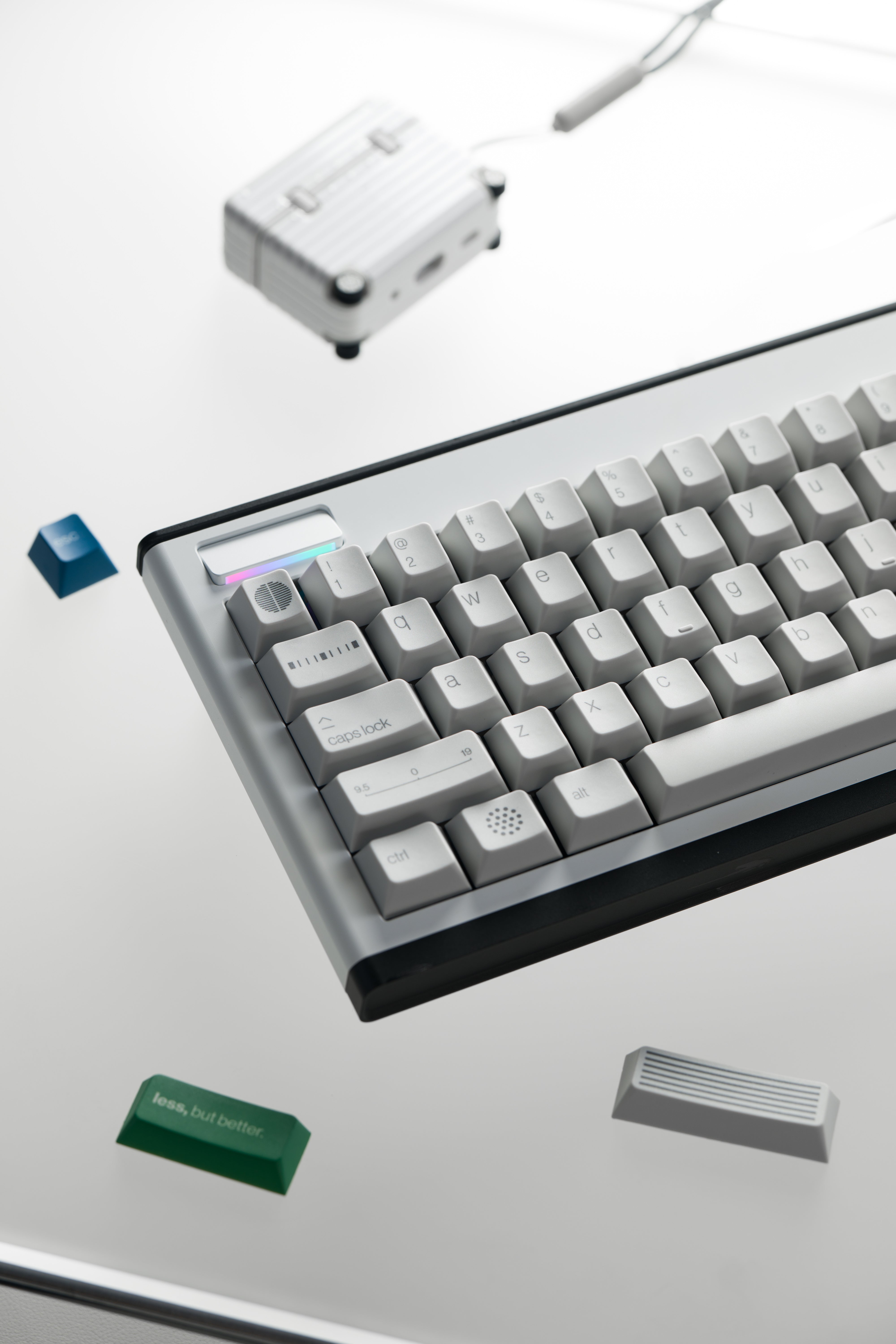 [GB] คีย์แคป PBTfans x Openkey Design Less, but better Dark