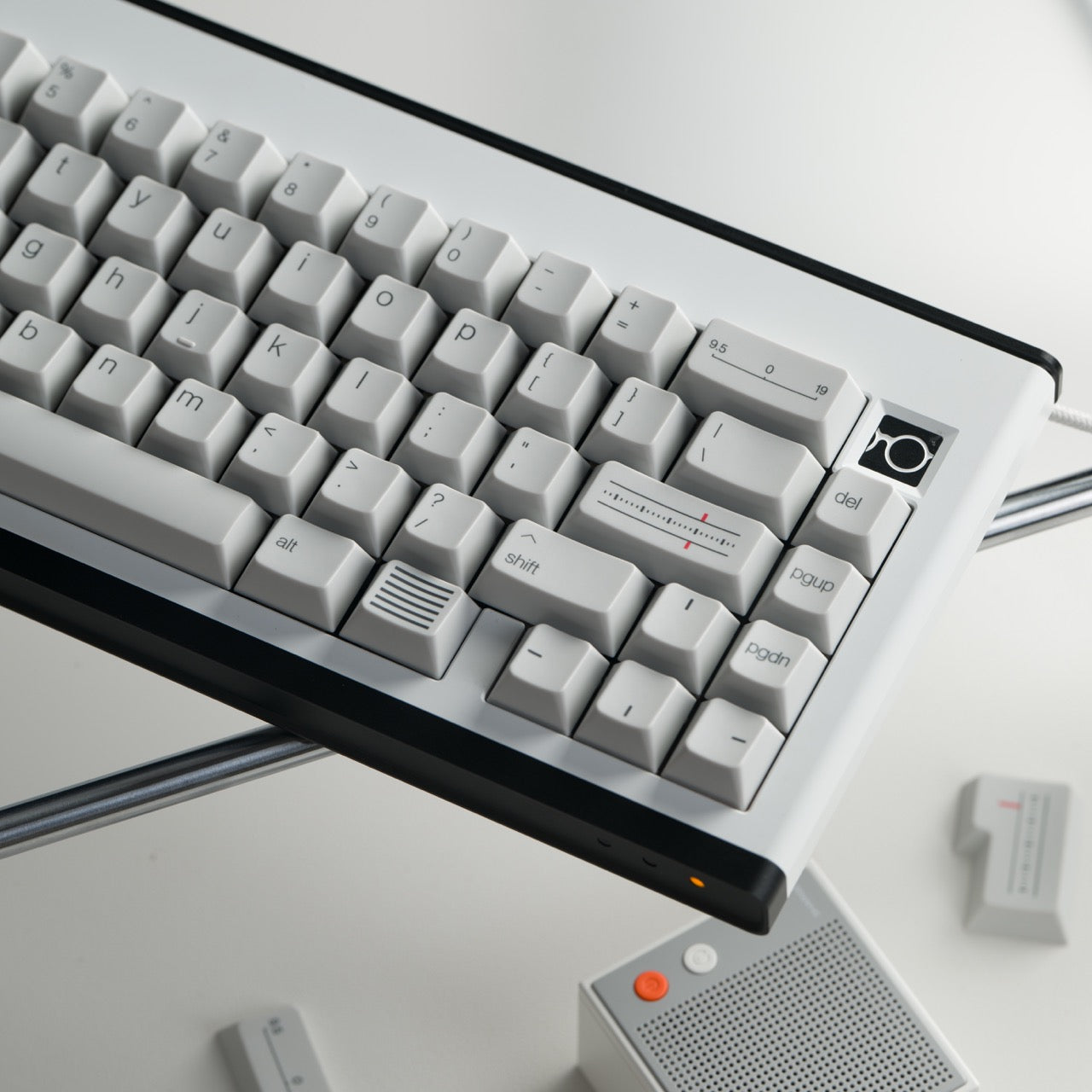 [GB] คีย์แคป PBTfans x Openkey Design Less, but better Dark