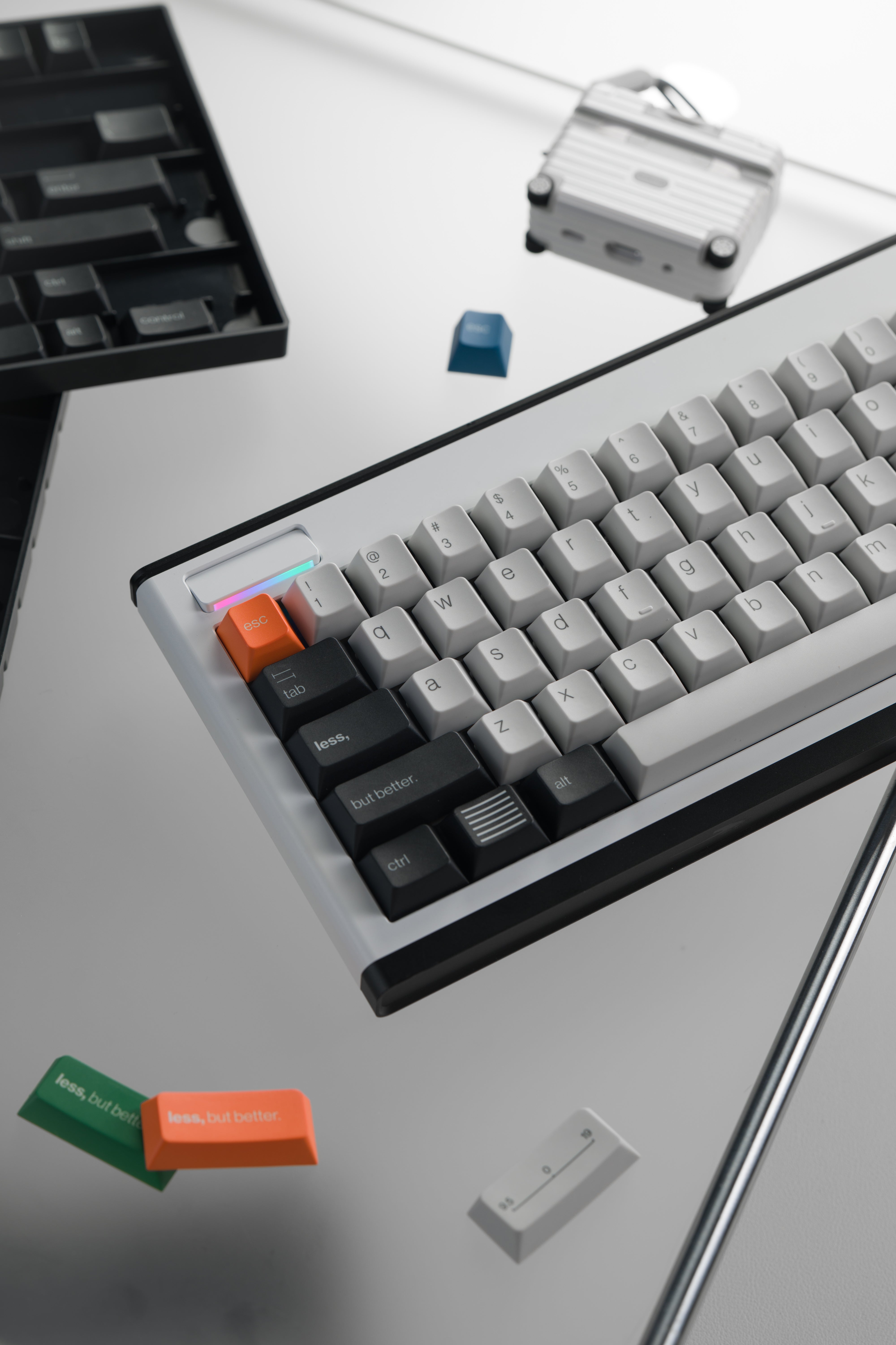 [GB] คีย์แคป PBTfans x Openkey Design Less, but better Dark