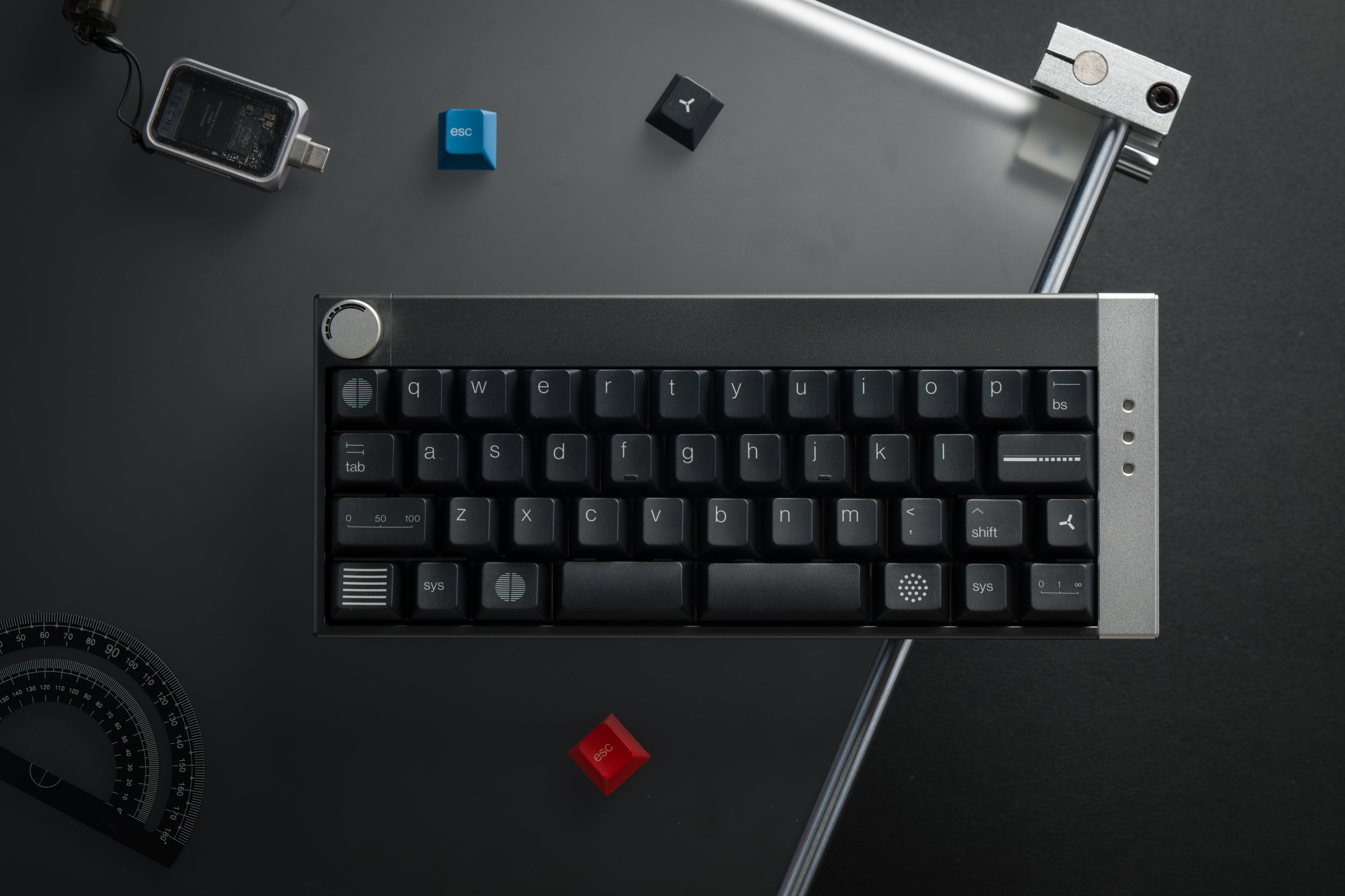 GB] คีย์แคป PBTfans x Openkey Design Less, but better Dark