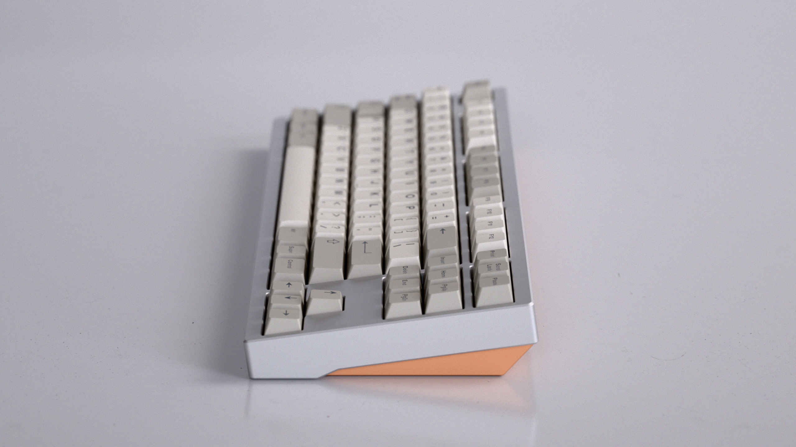 [GB] คีย์บอร์ด +84 Classic TKL by Nuxros